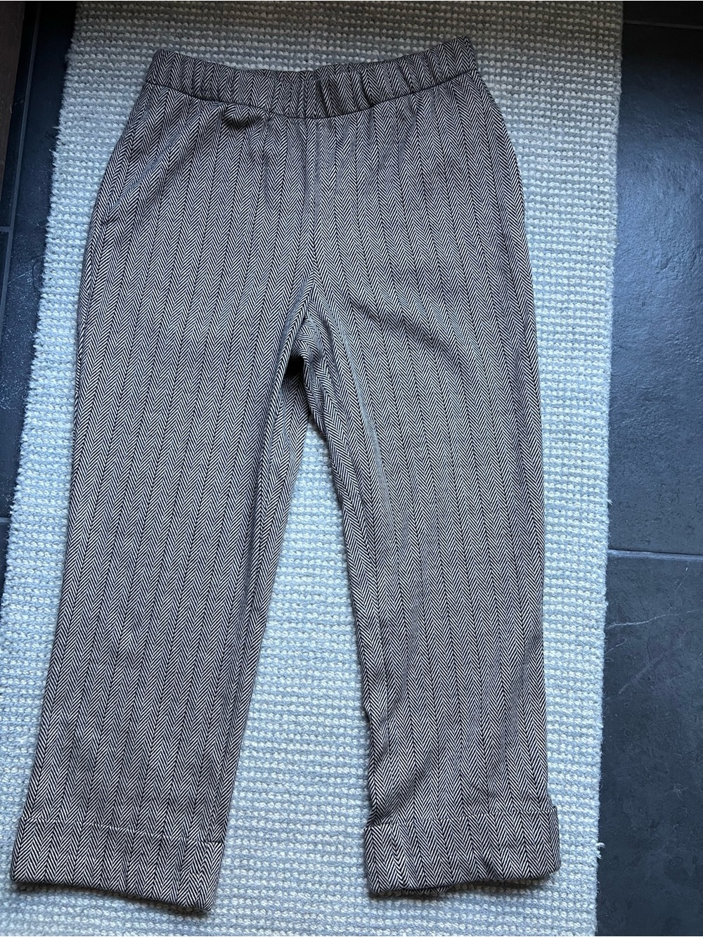 Renuar Classic Herringbone Knit Crop Pants - Tan & Black  SIZE XS/TP  NWT